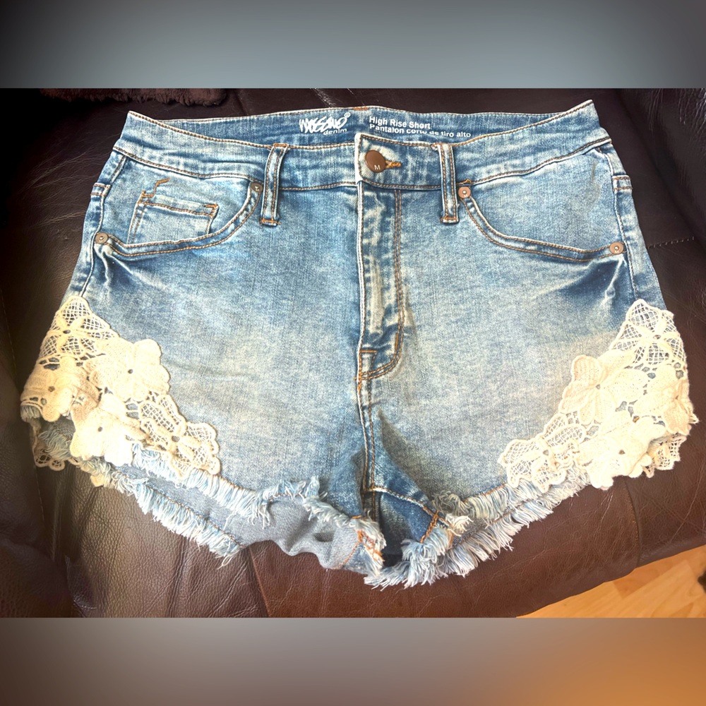 Stylish Blue Denim Shorts with Lace Trim